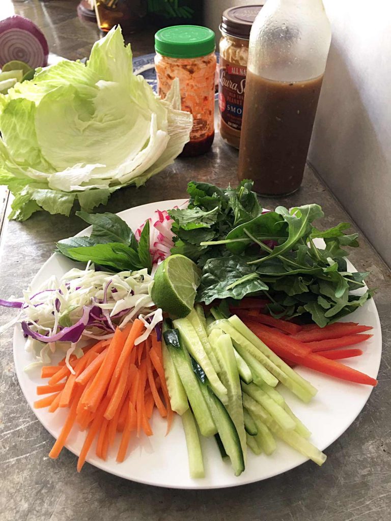 thai lettuce wrap julienned veggies